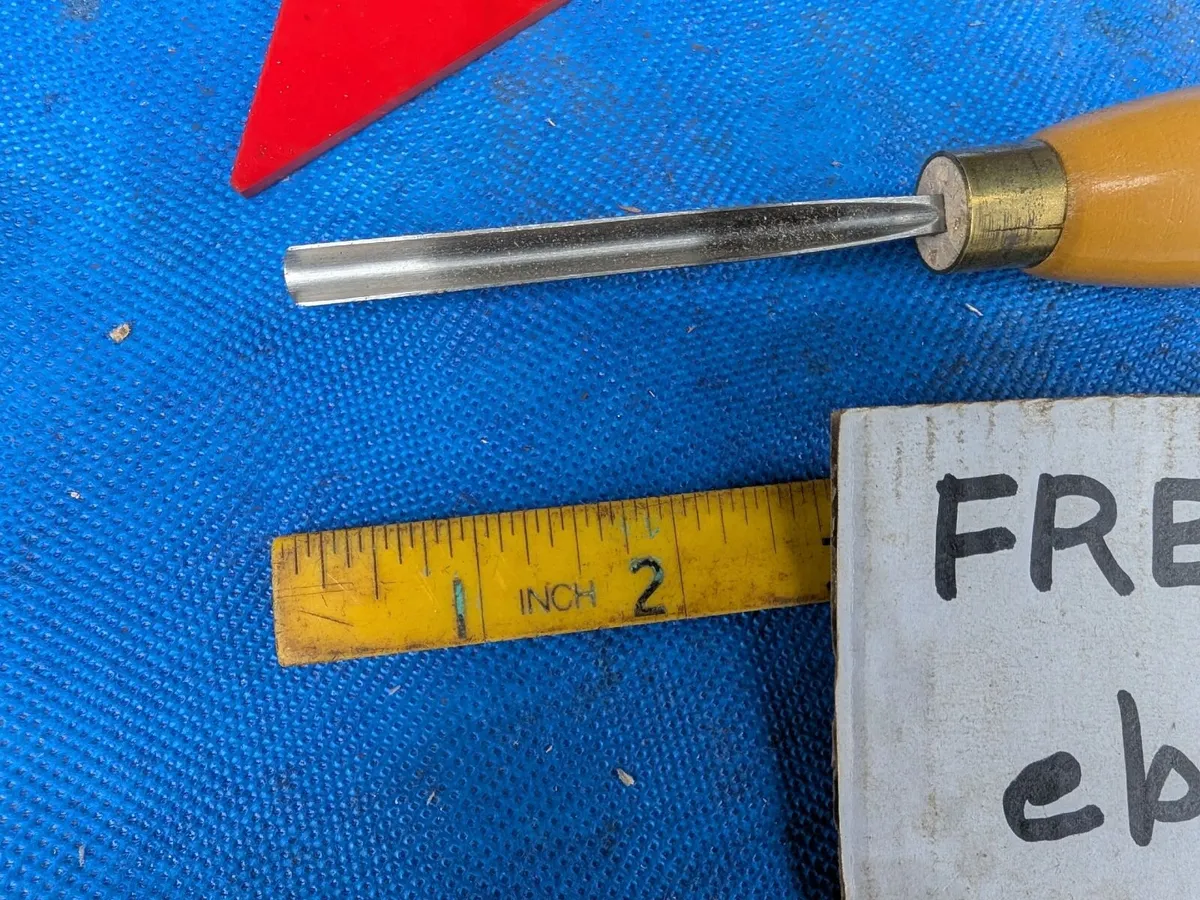1/4" Spindle Gouge by Henry Taylor - Image 3