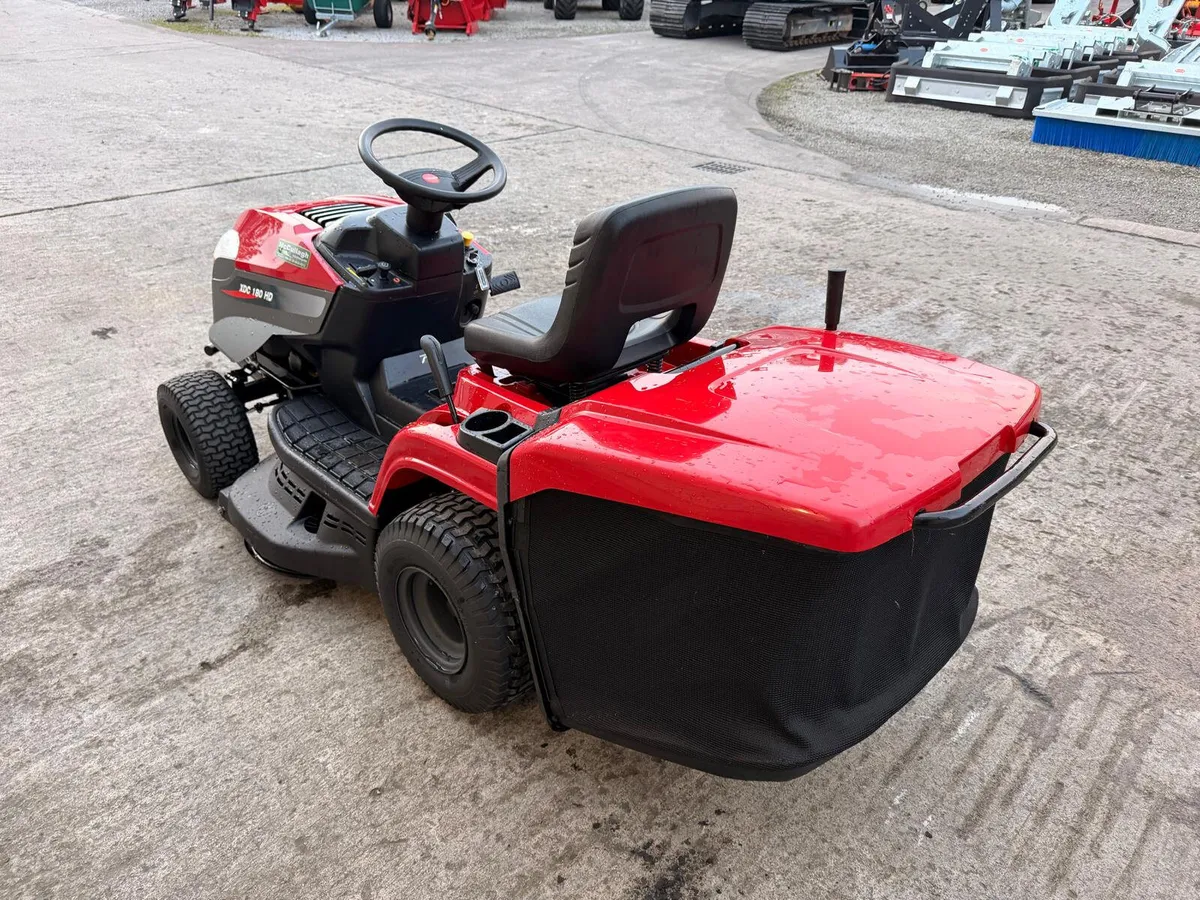 Castelgarden XDC180HD Ride-On Lawn Mower - Image 4