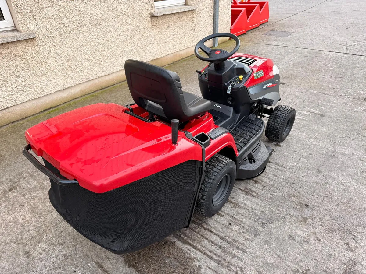 Castelgarden XDC180HD Ride-On Lawn Mower - Image 2