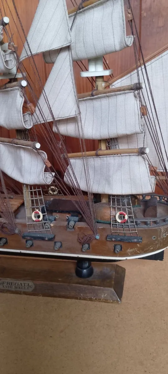 Vintage Fregata XV111  Siecle model war ship - Image 4