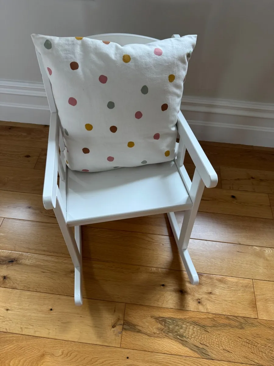 Kids chair - Image 1