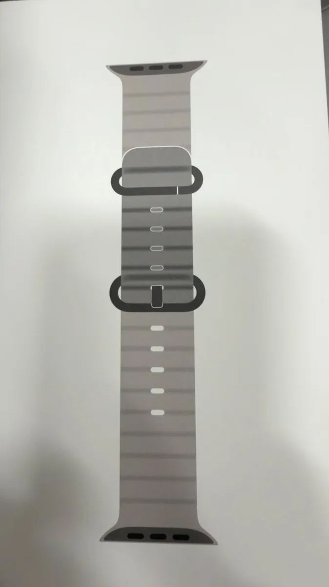 Apple Watch Ultra 3 — Black Titanium - Image 4
