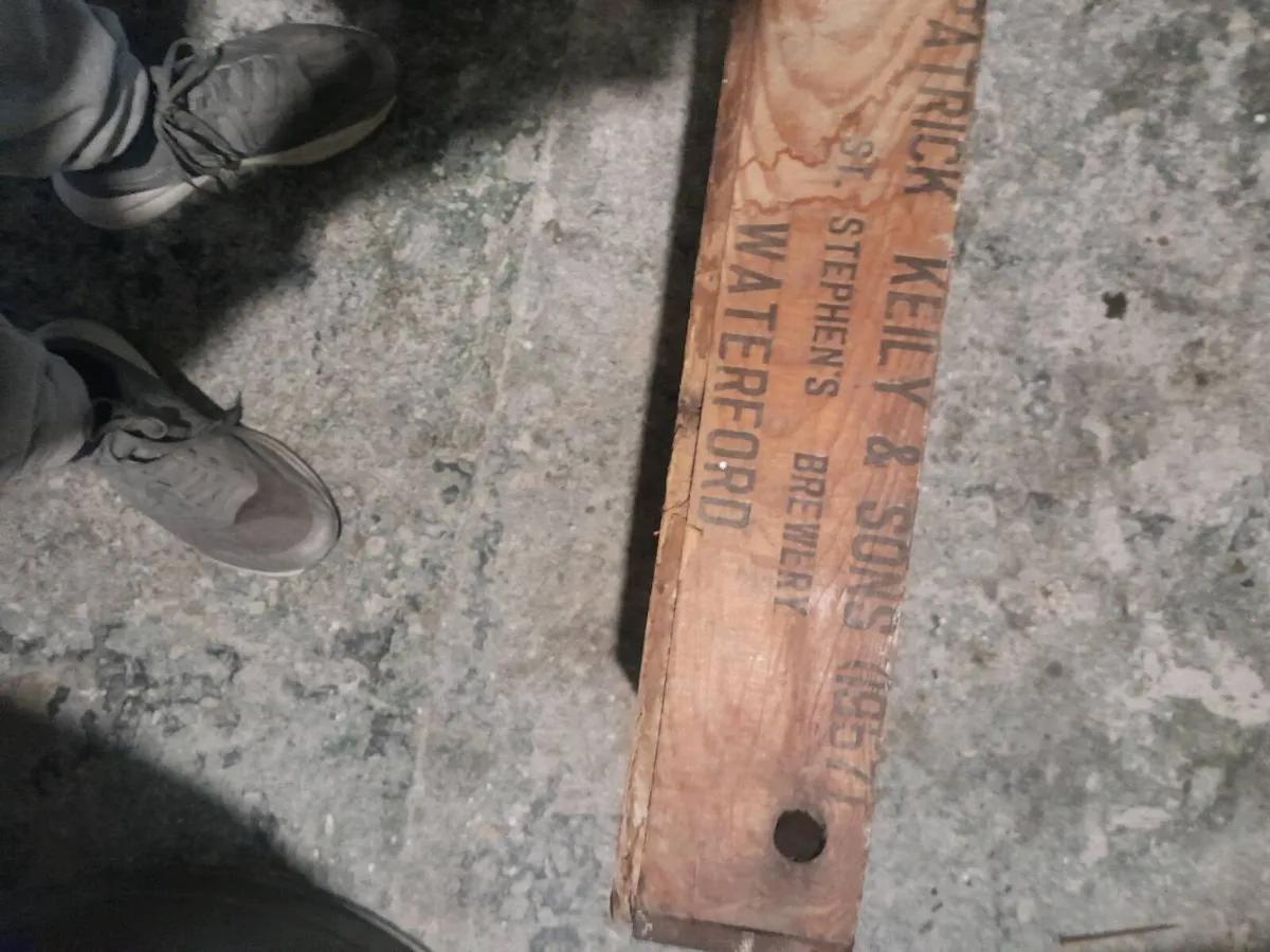 Vintage wooden waterford  bollle crate - Image 1