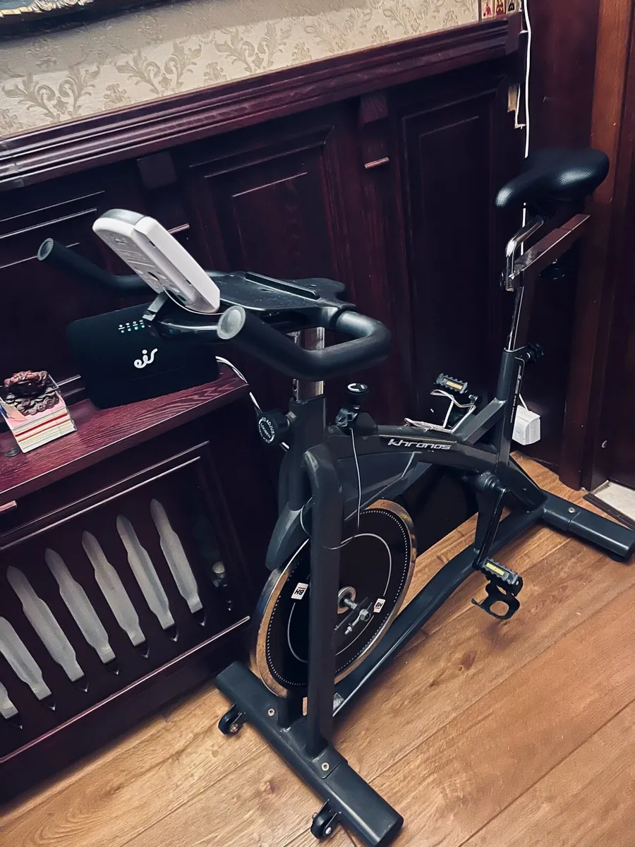 Exercise bike - Image 1