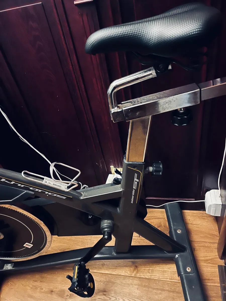 Exercise bike - Image 2