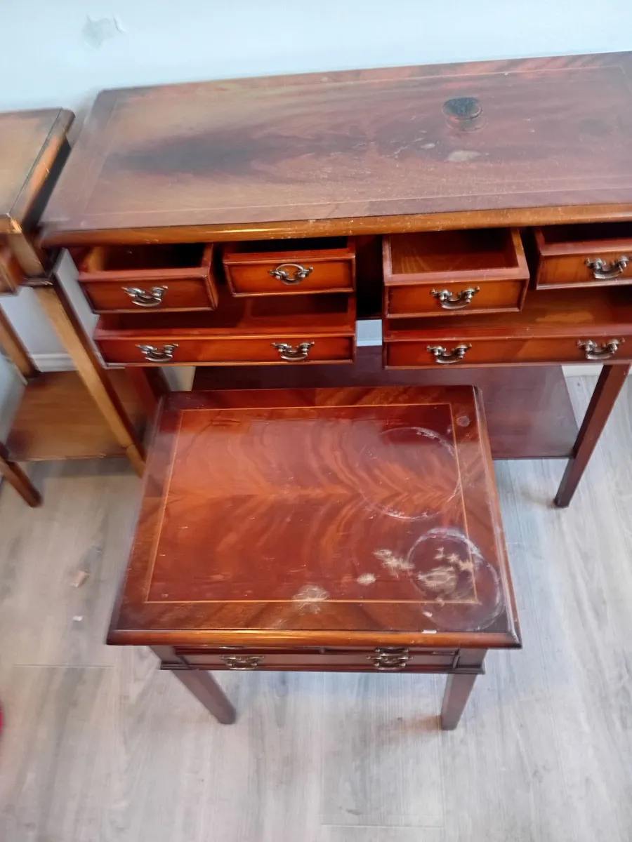 Hall table s - Image 1