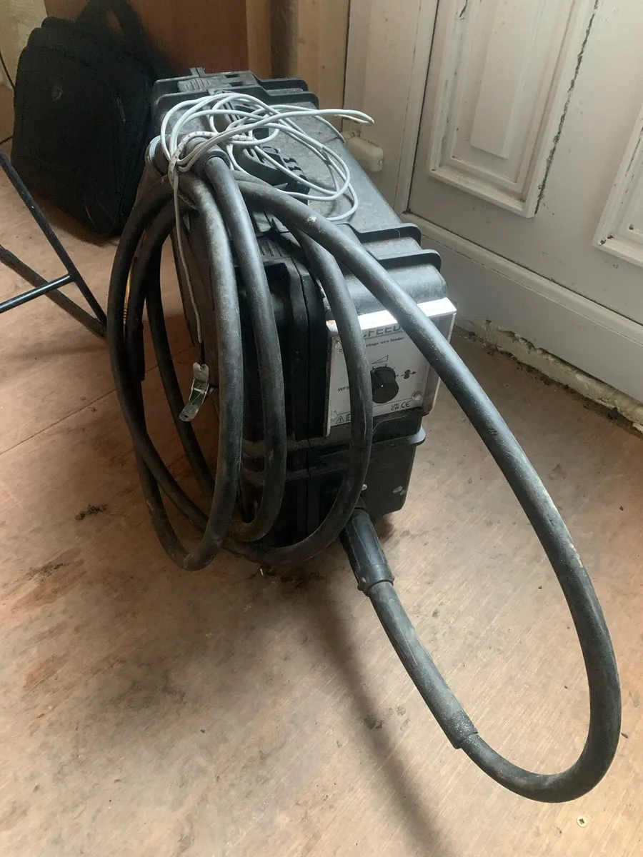 Mig wire feeder - Image 1