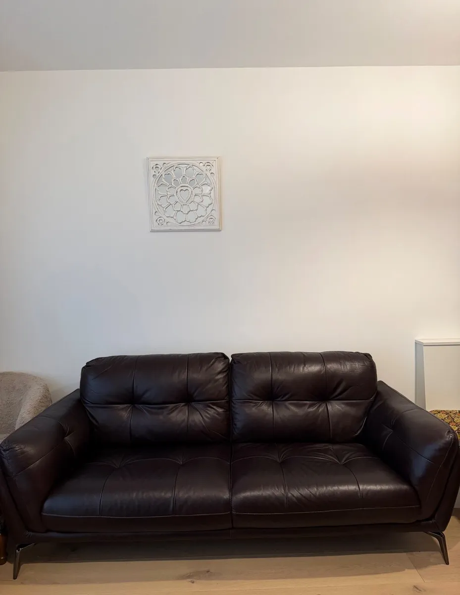 3 seater Leather sofa - Image 1