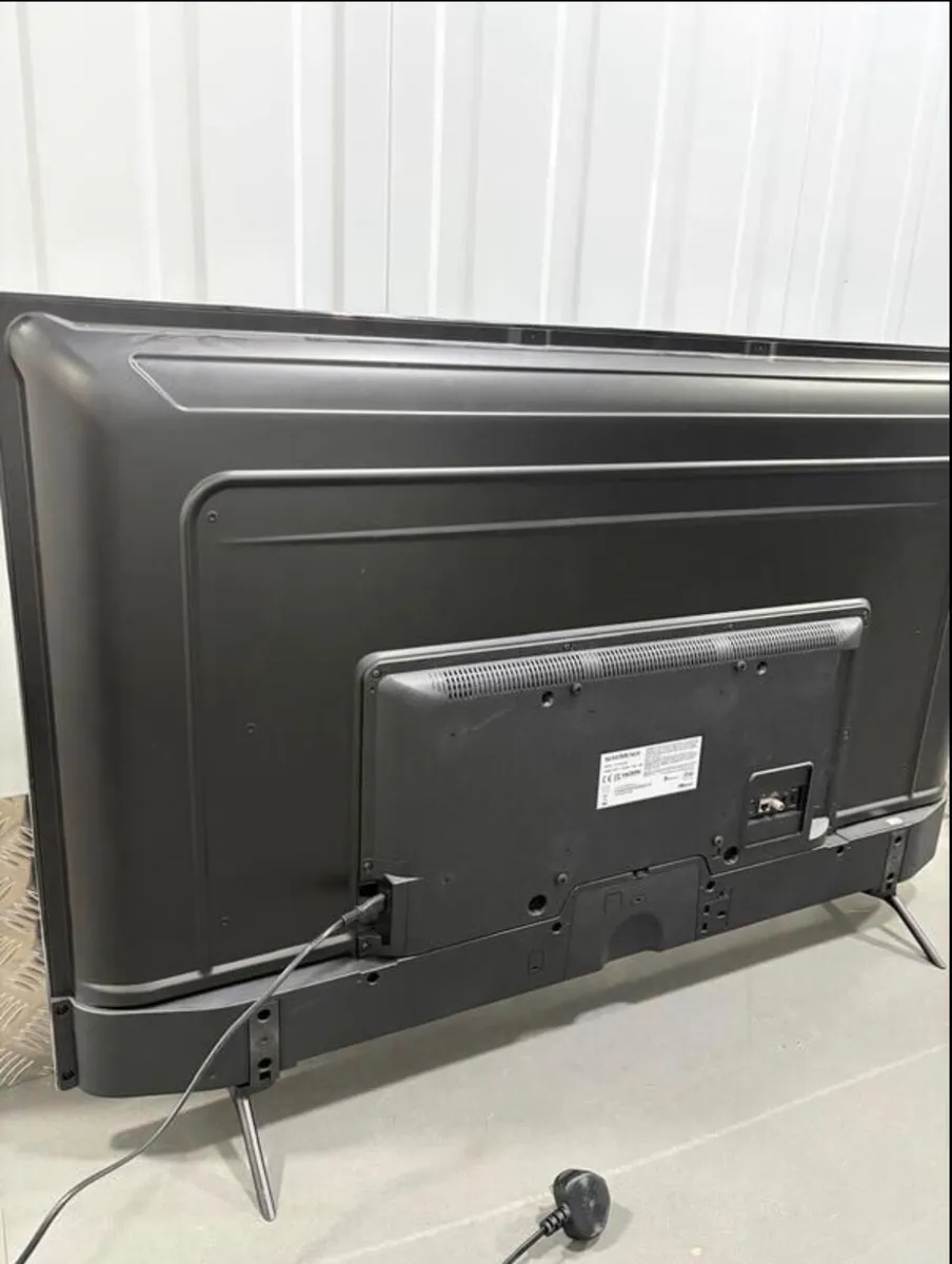 50" Nordmende Smart TV - Sell or 43" exchange - Image 2