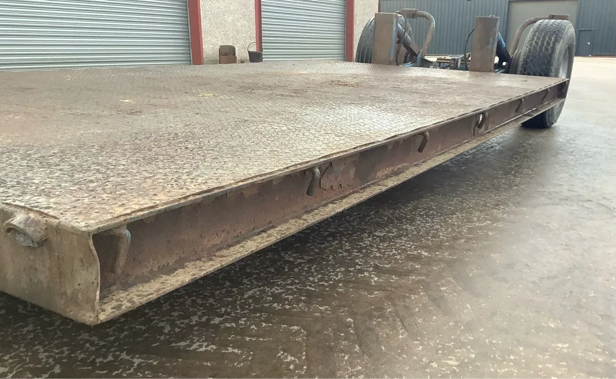 Low Loader - Image 2