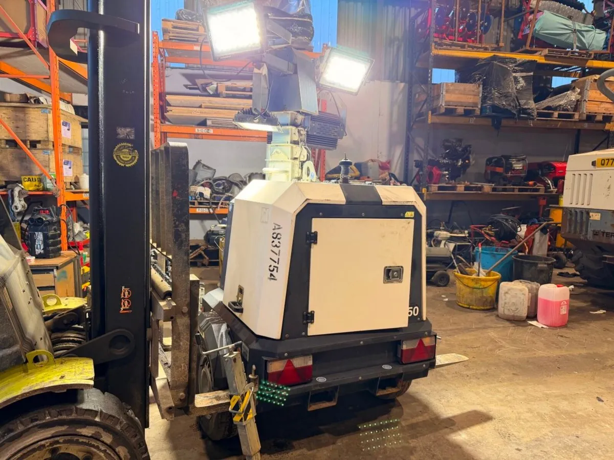 2017 GENERAC LED  LIGHTING light TOWER .... 953t - Image 3