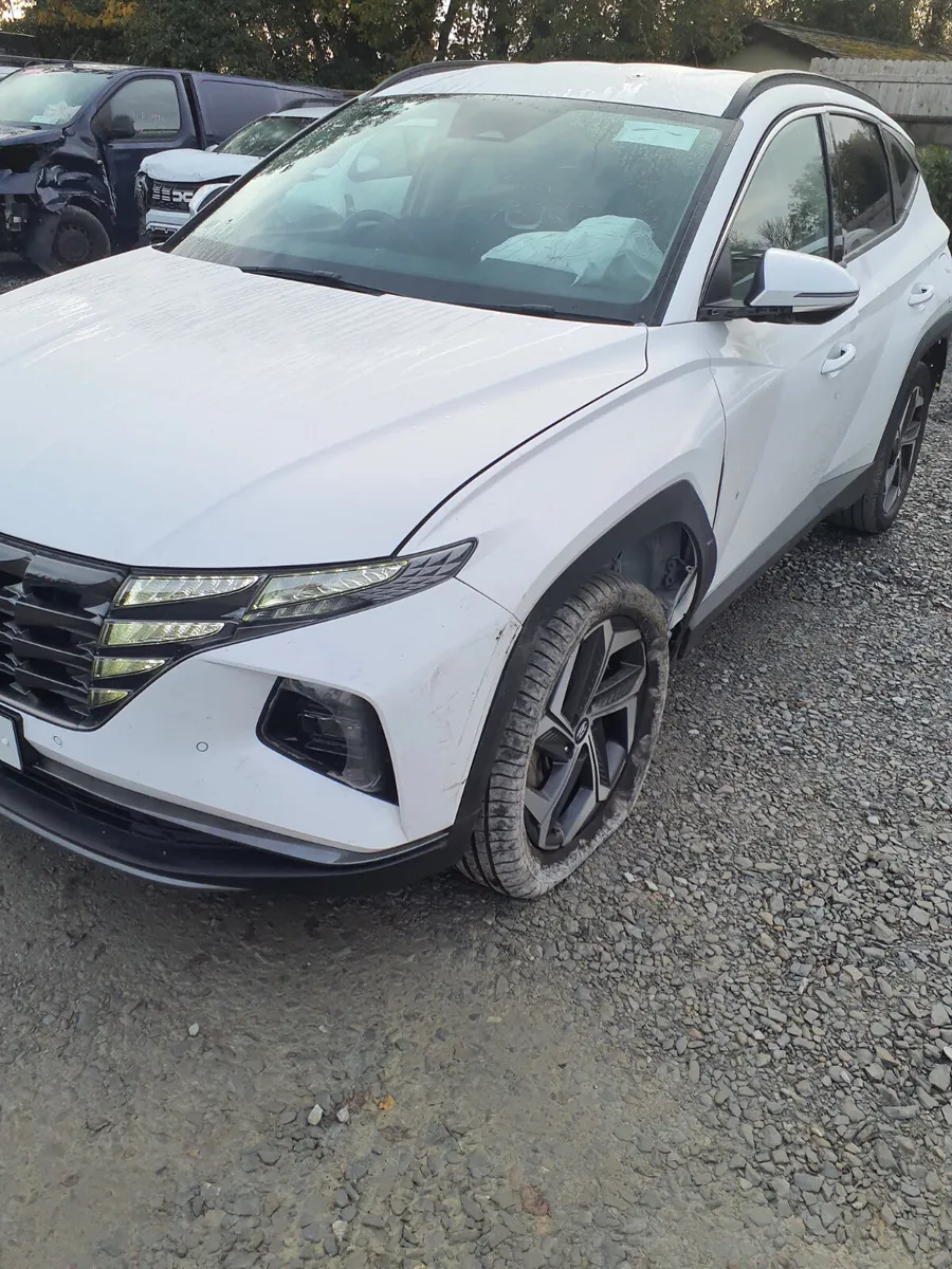 Hyundai Tucson 2024 hybrid - Image 2
