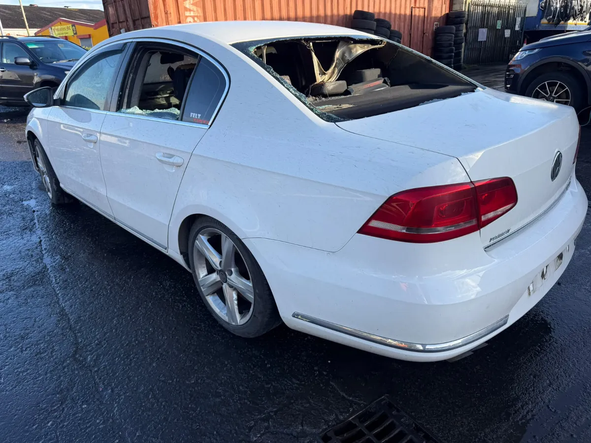 2012 Volkswagen Passat 2.0d for breaking! - Image 2