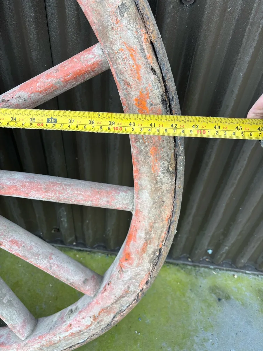 Antique cart wheels - Image 3