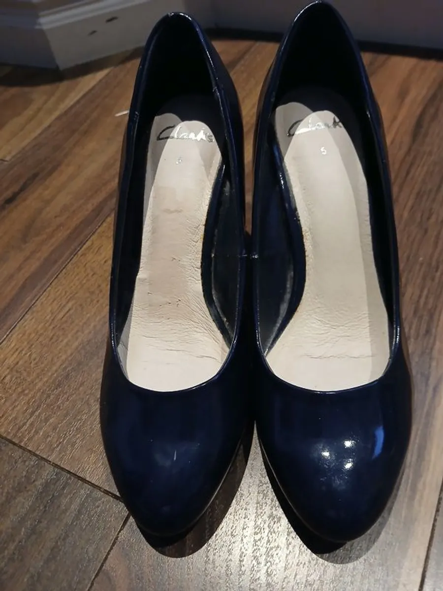 Full wardrobe of 22 pairs of size 5(38) shoes and boots, including Faith, Clarkes, Havianas, flip flops, Crocs, work shoes, court shoes, dressy shoes, high heel boots, and waterproof hiking boots. - LOW PRICE FOR QUICK SALE - Image 3