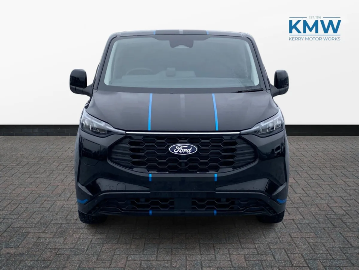 Ford Tourneo Custom Sport 2.5 PHEV FWD - Image 3
