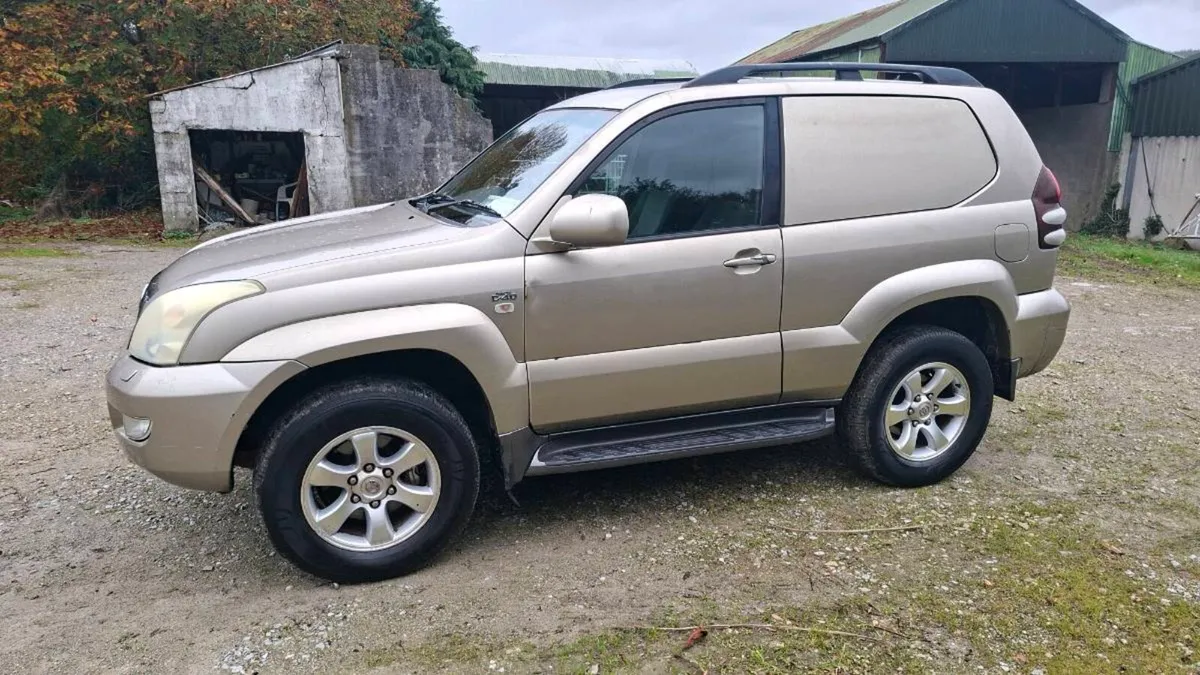 Toyota Landcruiser - Image 2