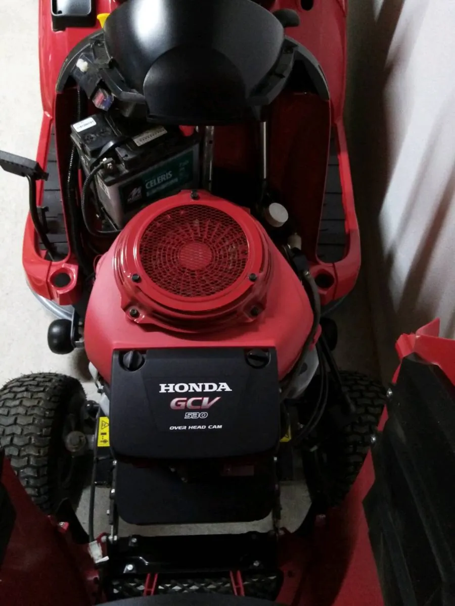 Honda hf2417 tractor mower - Image 4