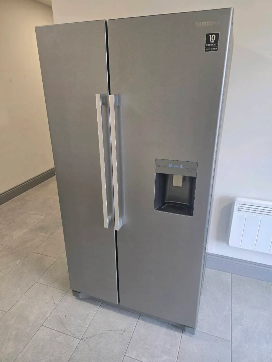 Samsung American Fridge Freezer - Image 2