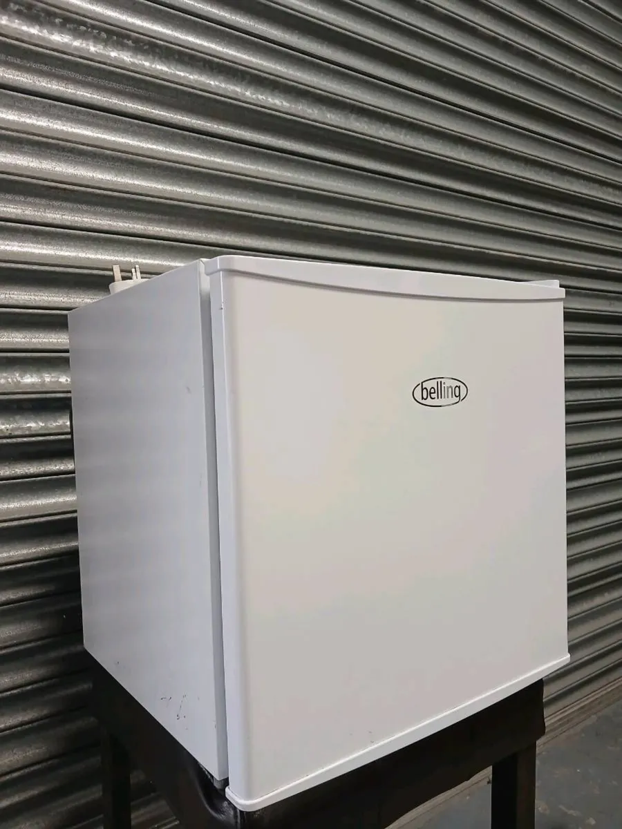 Belling bedroom kitchen mini fridge - Image 1