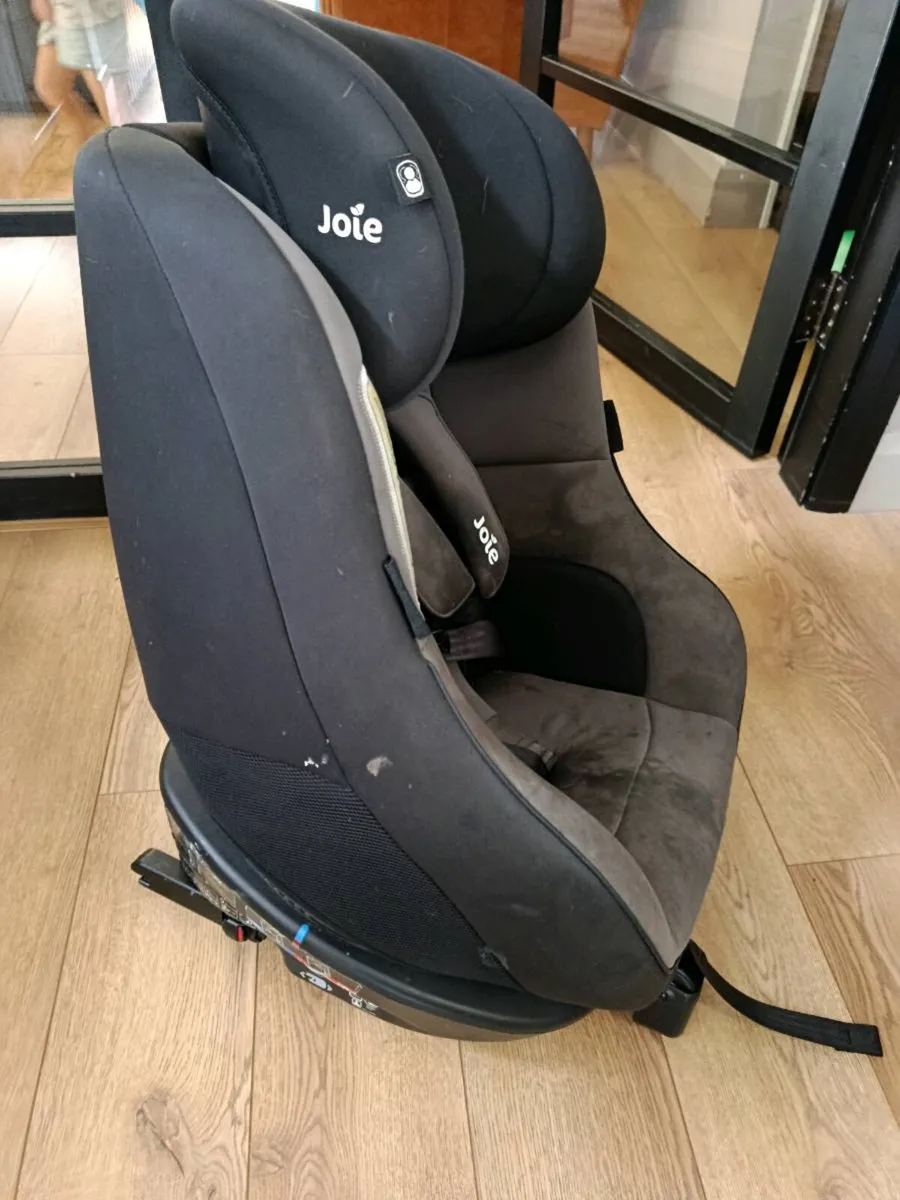 Joie spin 360 car seat - Image 2