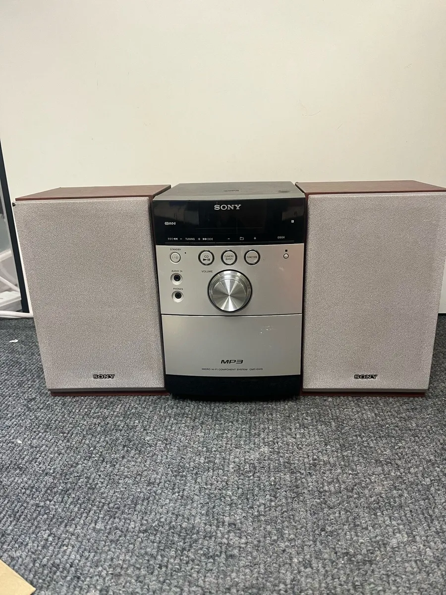Sony HiFi System & Speakers - HCD-EH15 , SS-CEH15 - Image 1