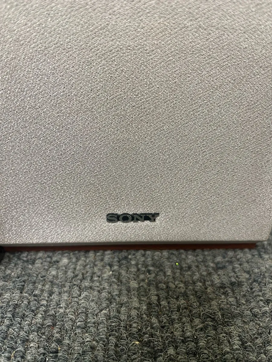 Sony HiFi System & Speakers - HCD-EH15 , SS-CEH15 - Image 4
