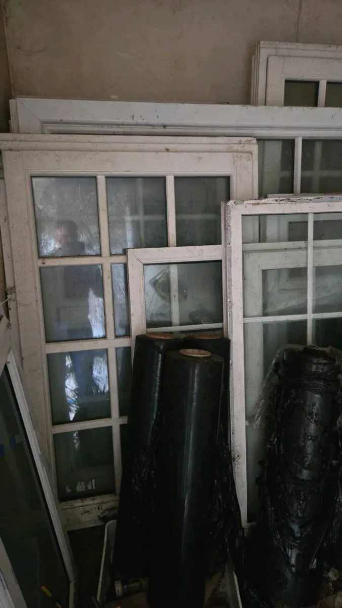 Selection of white windows - Image 2