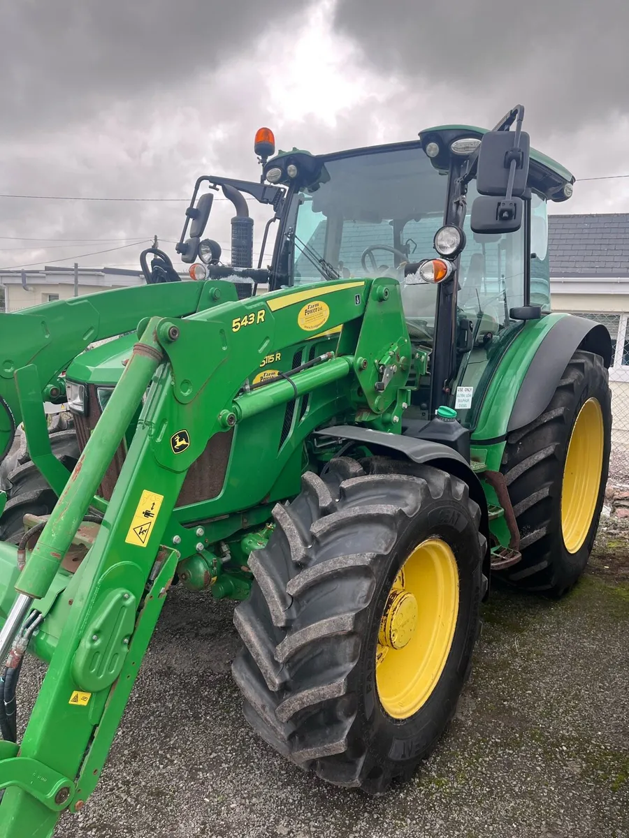 John Deere 5115R tractor and loader - Image 3