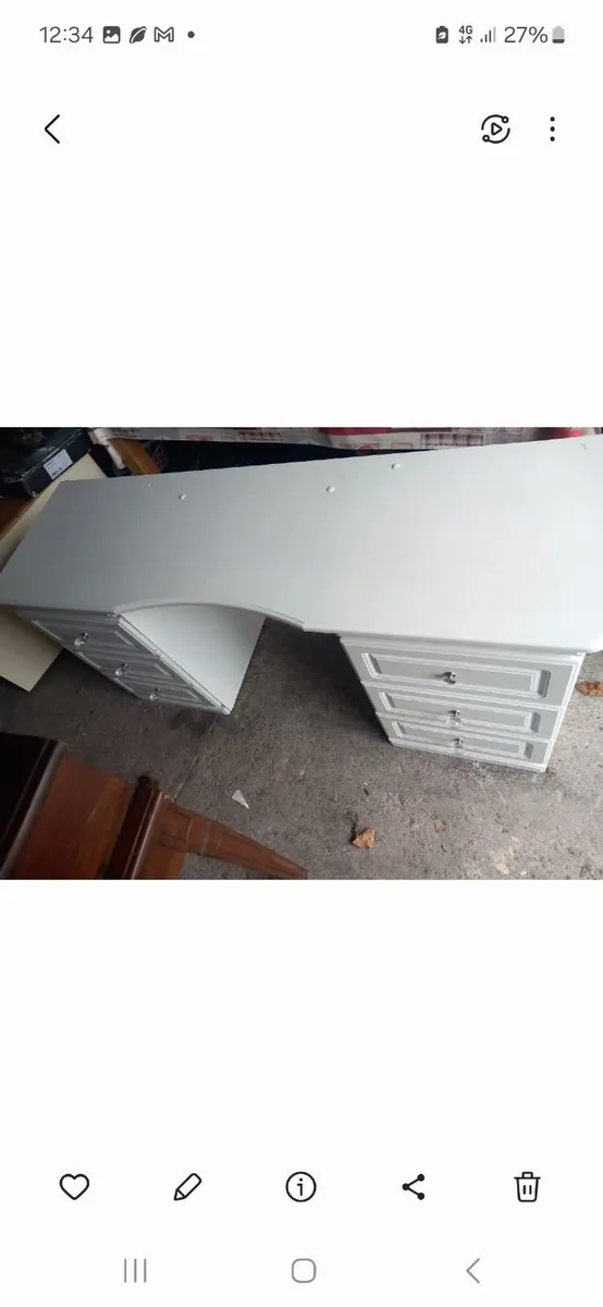 Bedroom furniture - Image 1