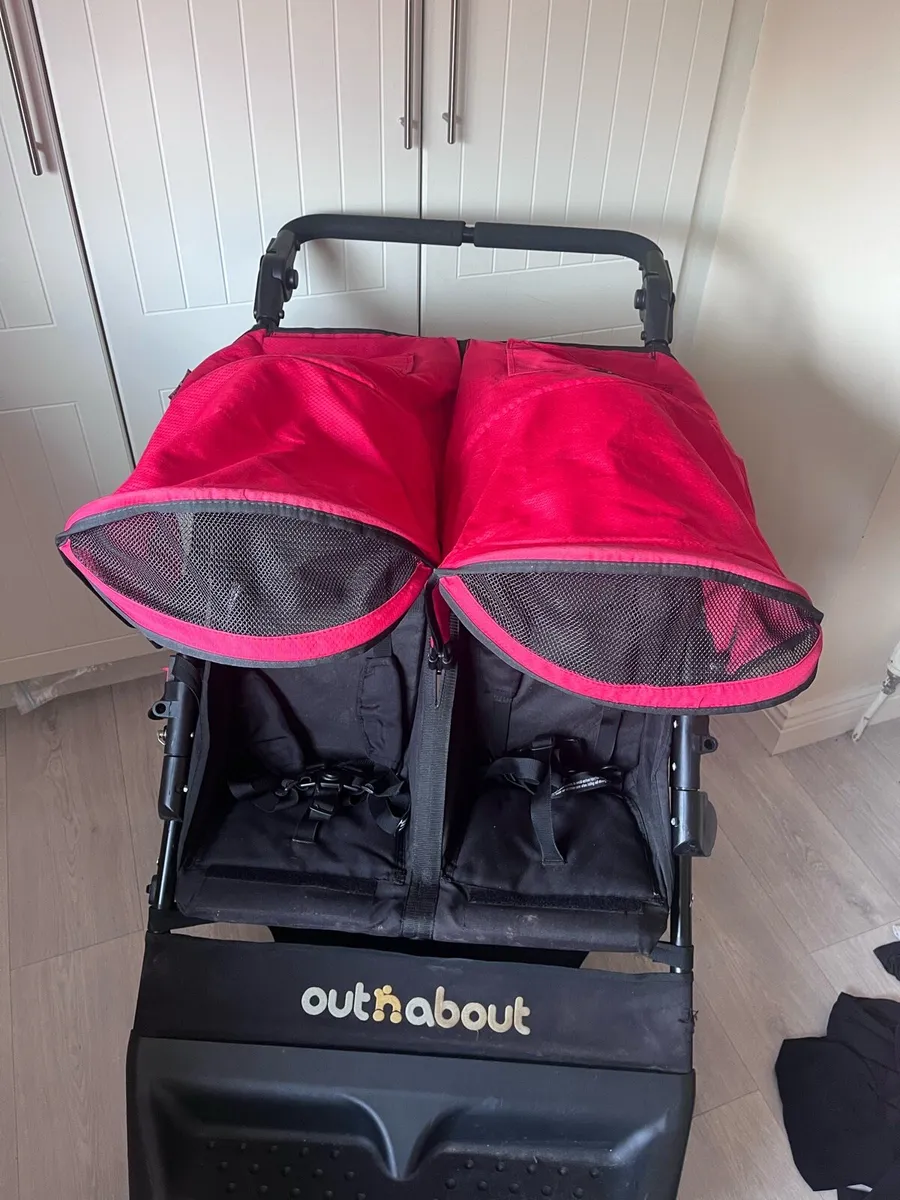 Out n about double nipper - Image 1