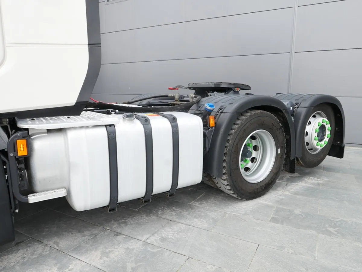 Scania R500 - Highline - 6x2 Tag - T103341 - 2022 - Image 4