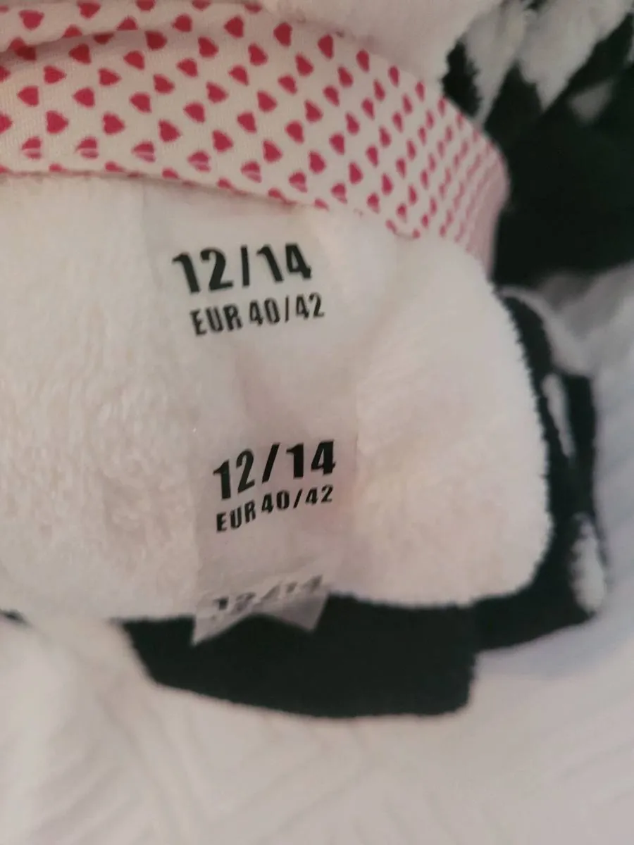 Brand new pyjamas - Image 3