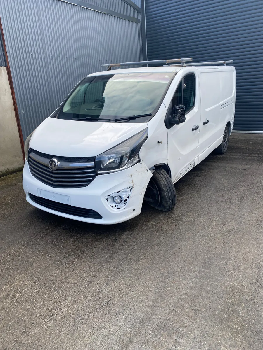 2016 Vauxhall Vivaro for breaking - Image 1