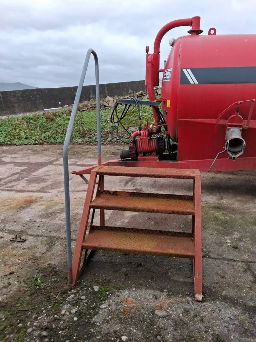 Set of steps