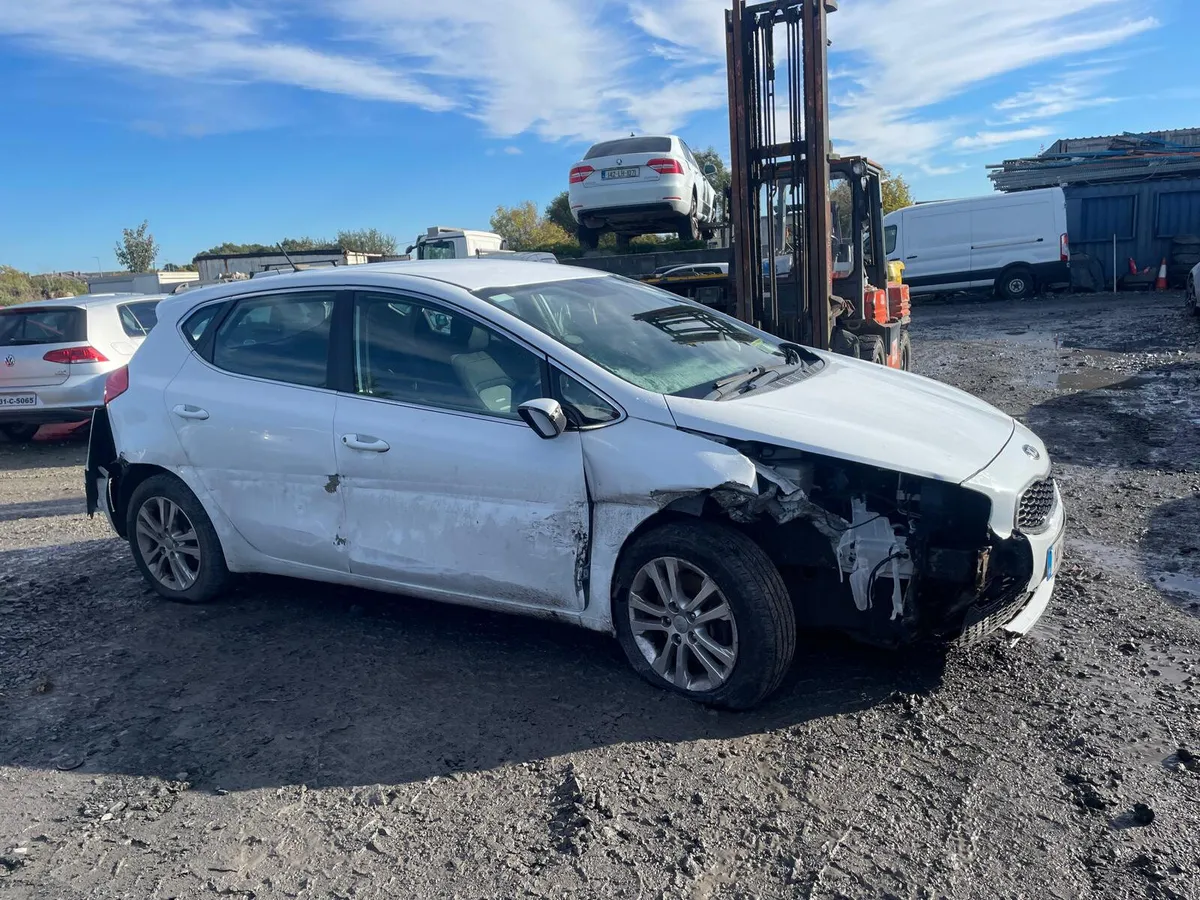 2014 Kia Ceed Diesel - Image 2