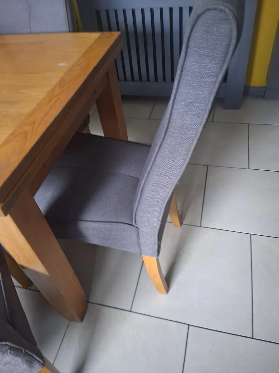 Chairs - Image 3