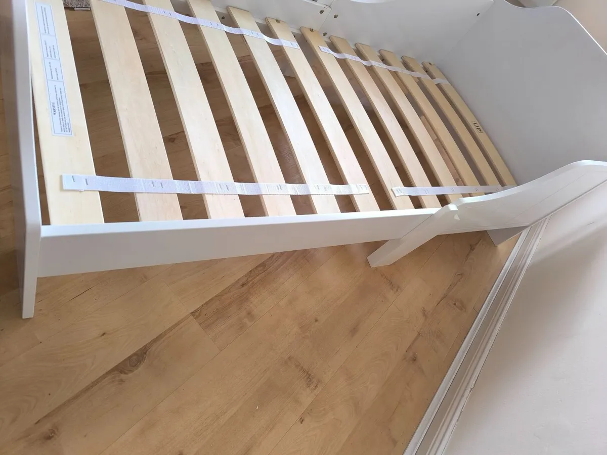Nested Wooden Toddler Bed & Baby Elegance Mattress - Image 4