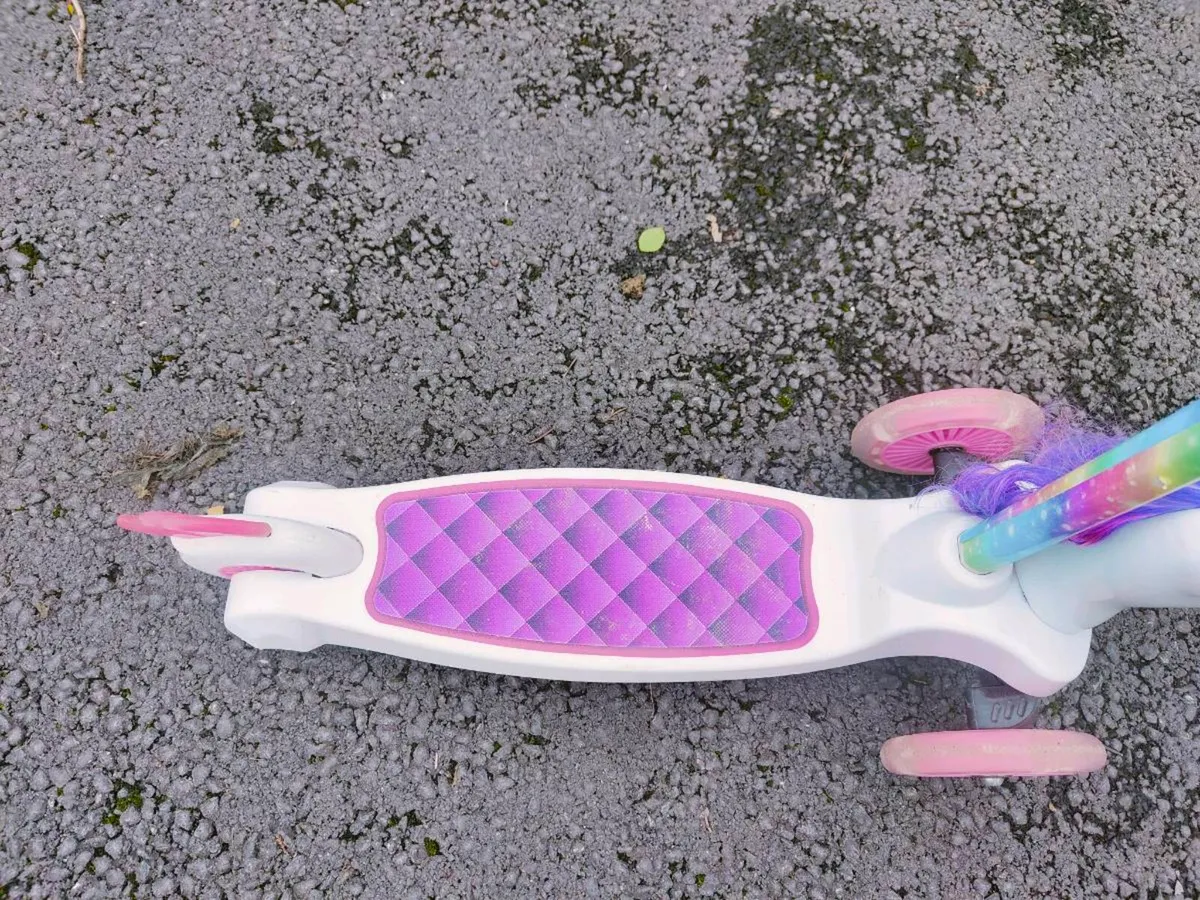Kids scooter - Image 2