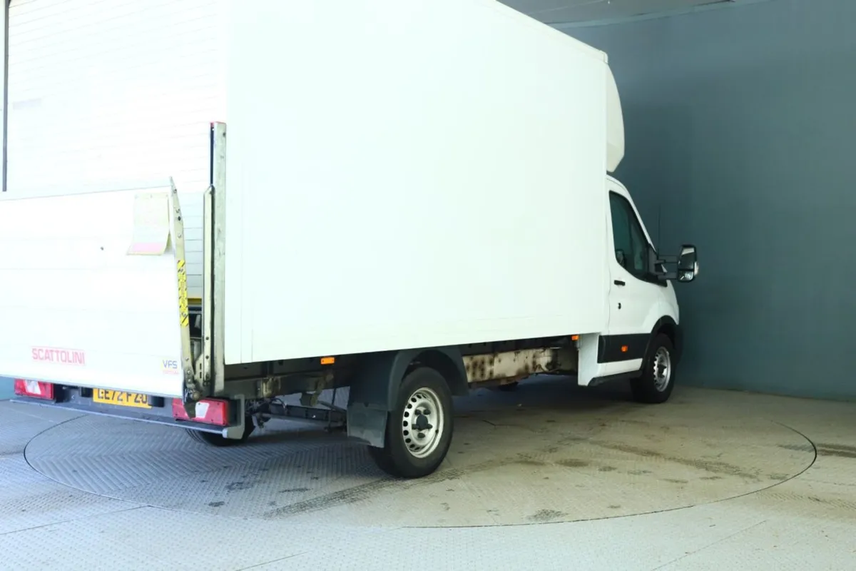 2023 Ford Transit Luton Box Van - Image 3