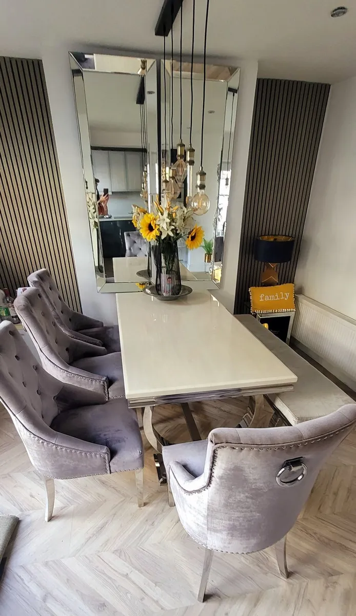 Kitchen table chairs and bench - Image 1