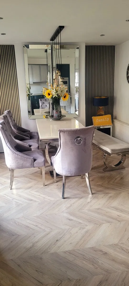 Kitchen table chairs and bench - Image 3