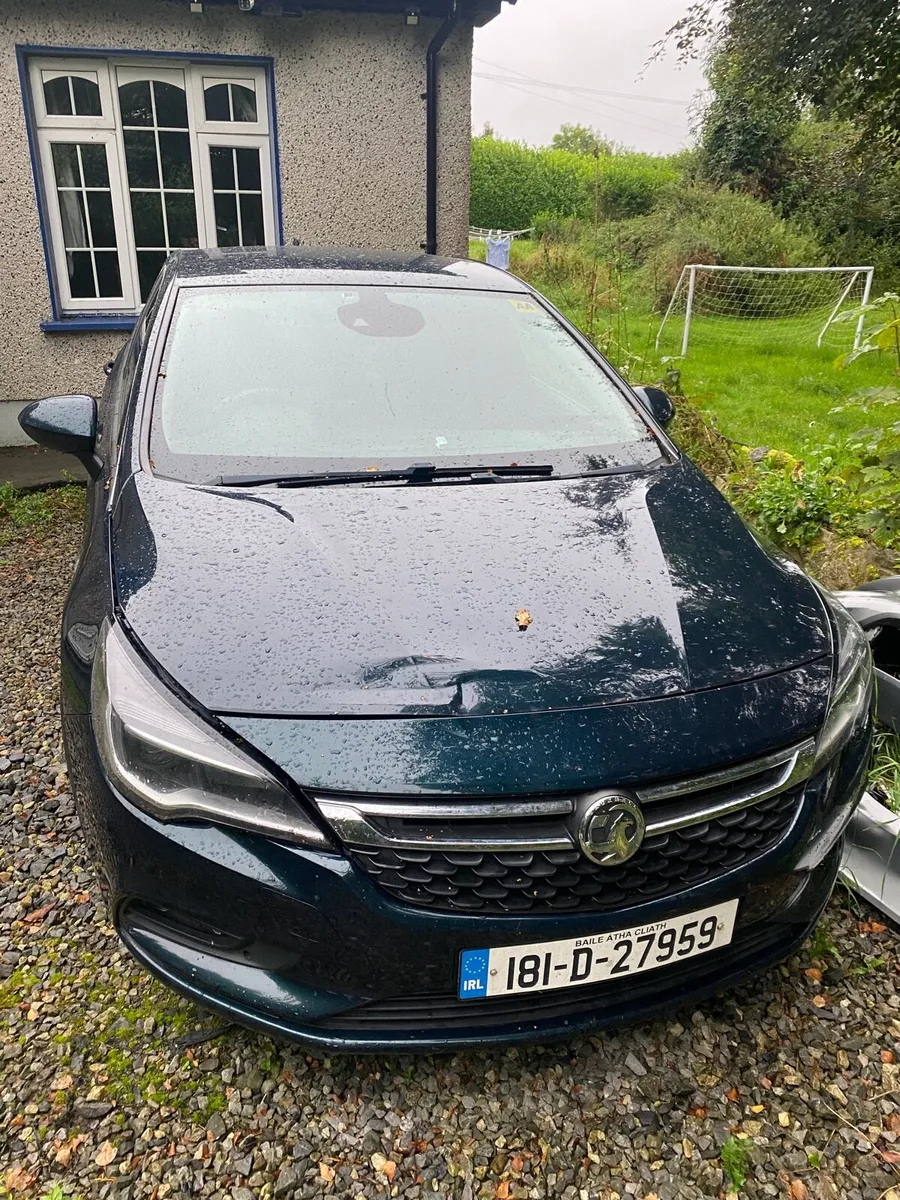 2018 Astra Van - Image 2