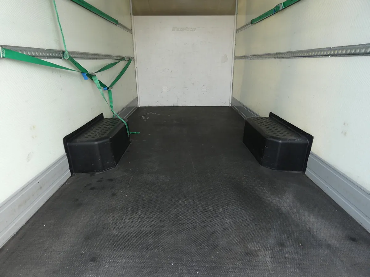 2022 Vauxhall Movano Luton Low Loader Van - Image 3