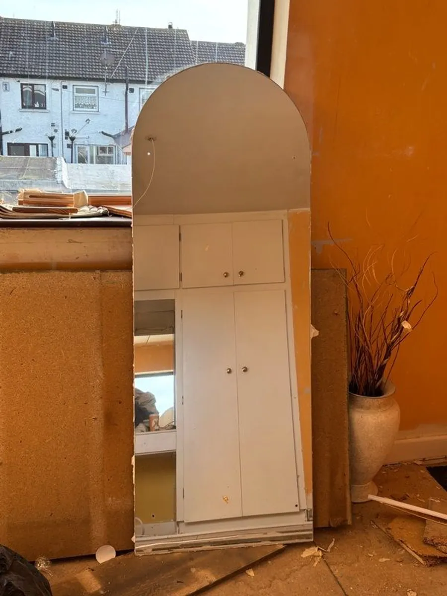 Wall mirror for sale - Image 4