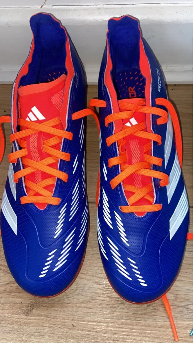 Astroturf football boots - Image 2