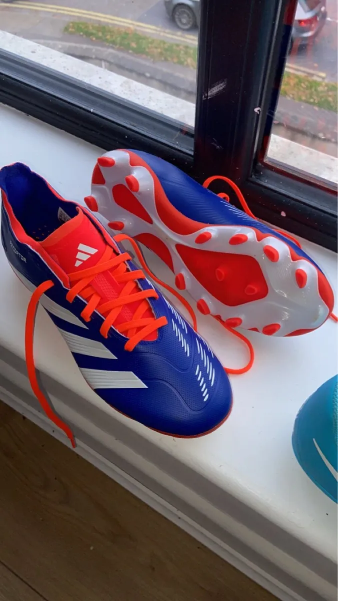 Astroturf football boots - Image 3