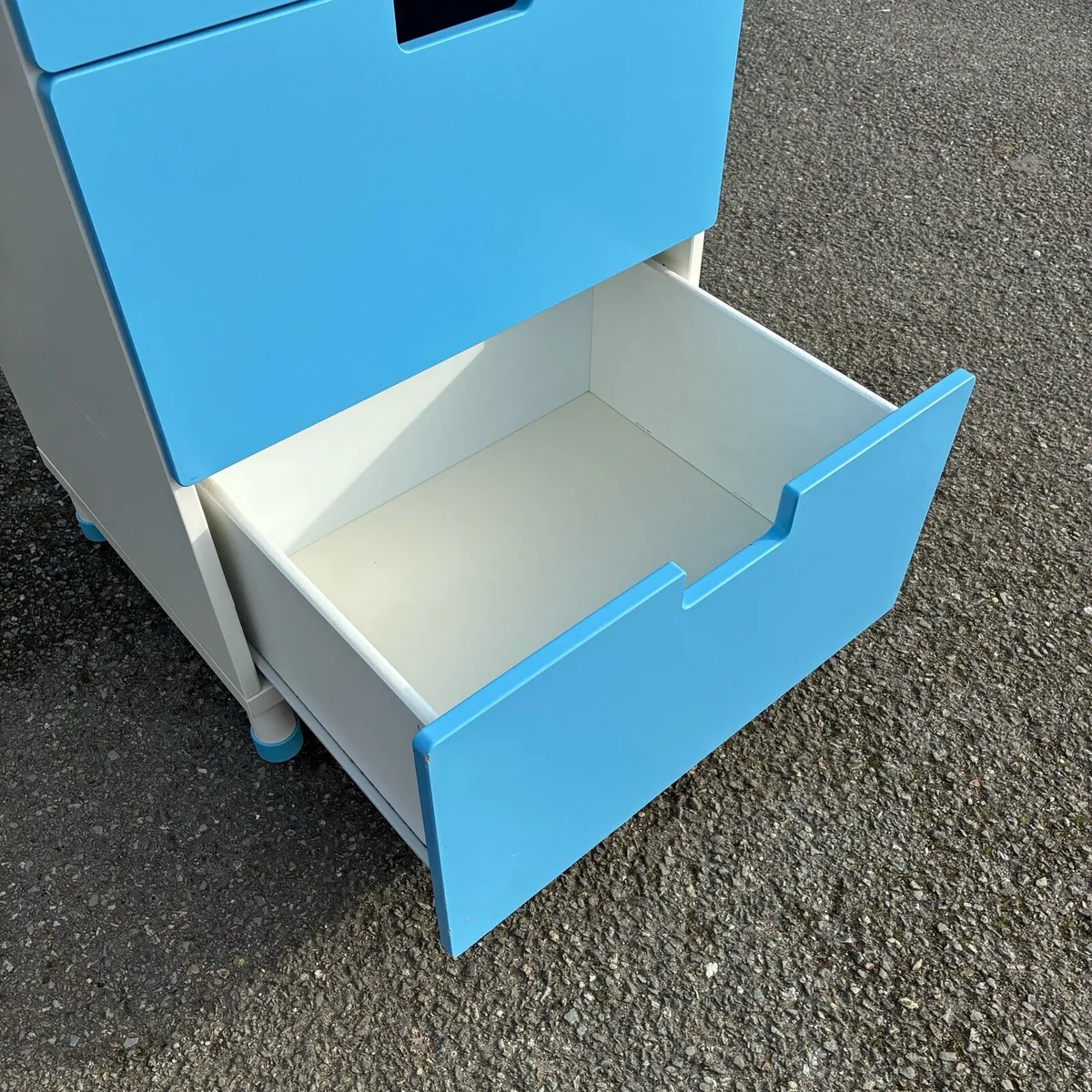 Tall blue & White Chest of Drawers - Image 4