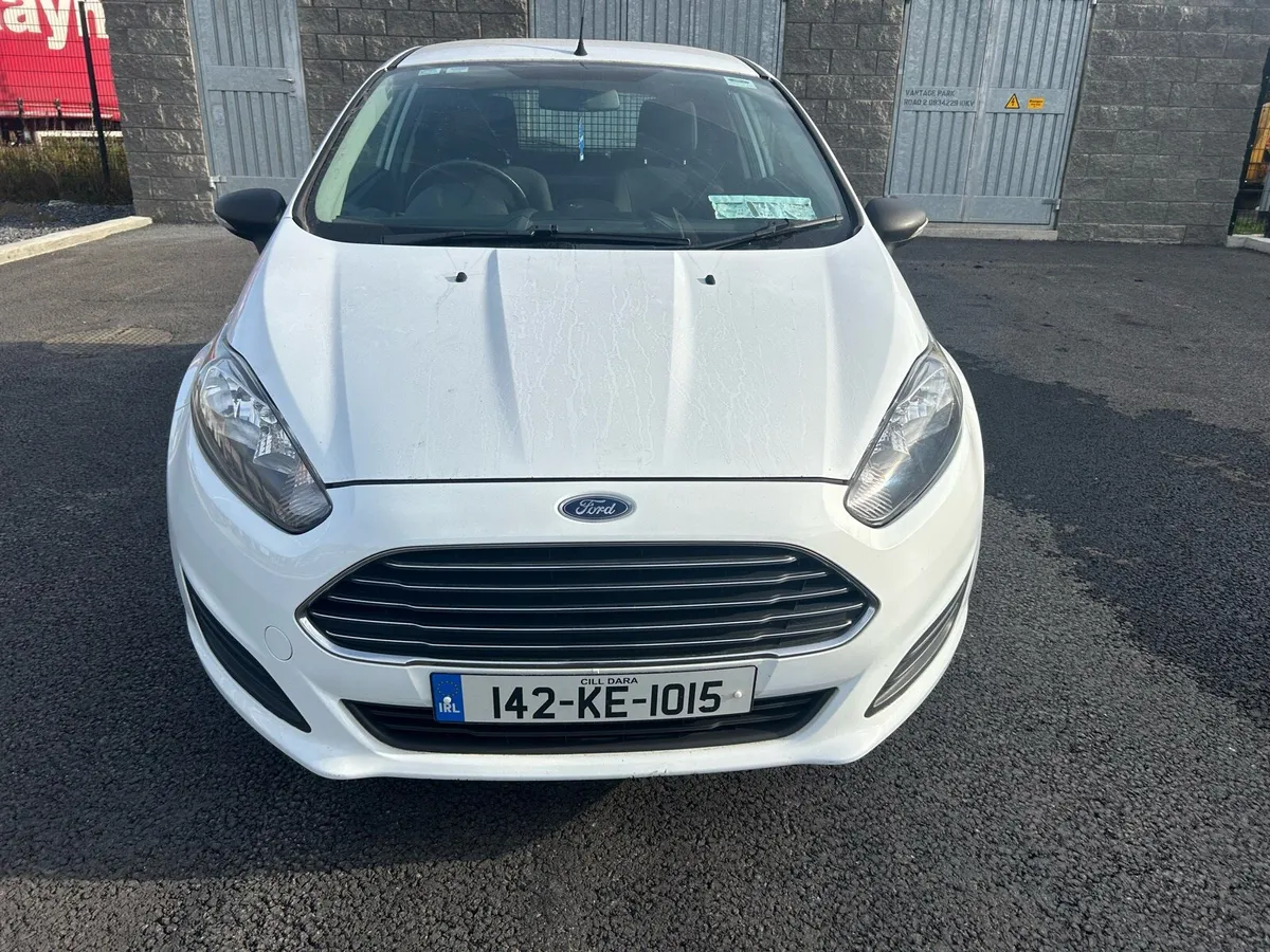2014 ford fiesta van - Image 2