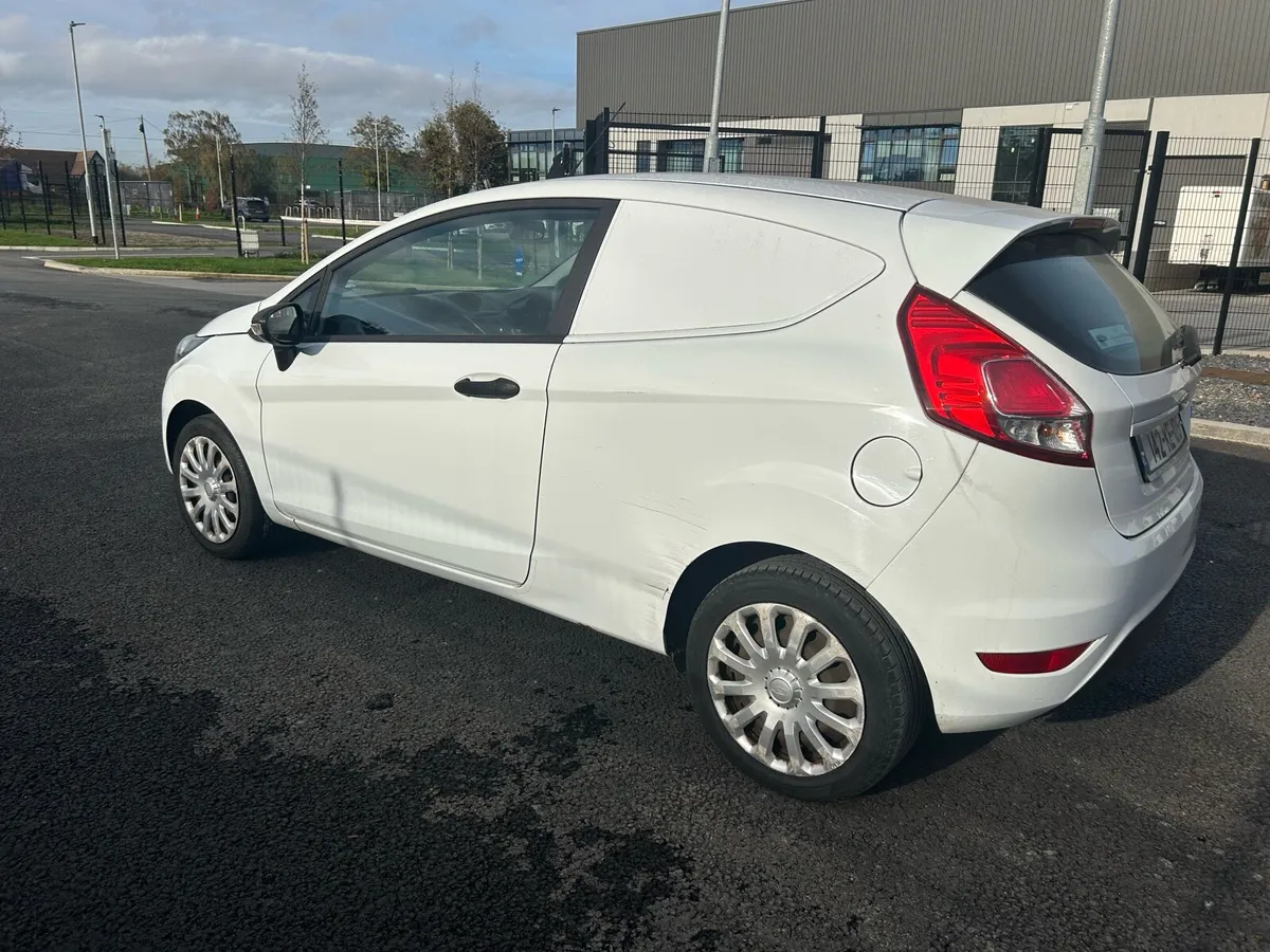 2014 ford fiesta van - Image 4